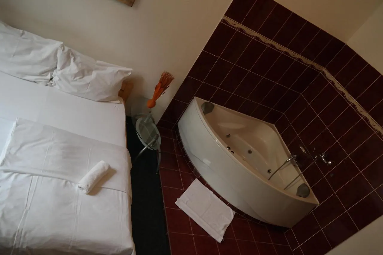 Hotel Praha Club Bed & Breakfast 2*, Prague Czech Republic