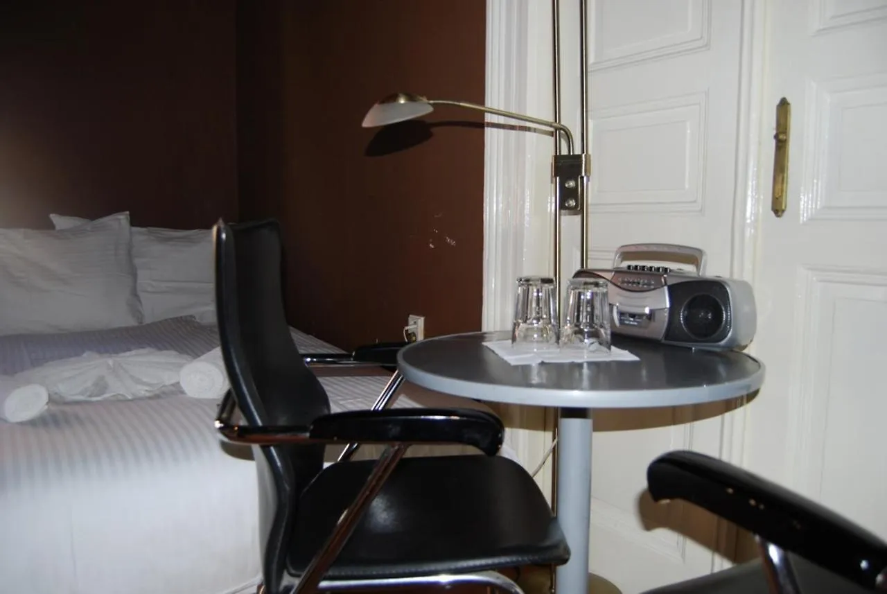 Hotel Praha Club Bed & Breakfast